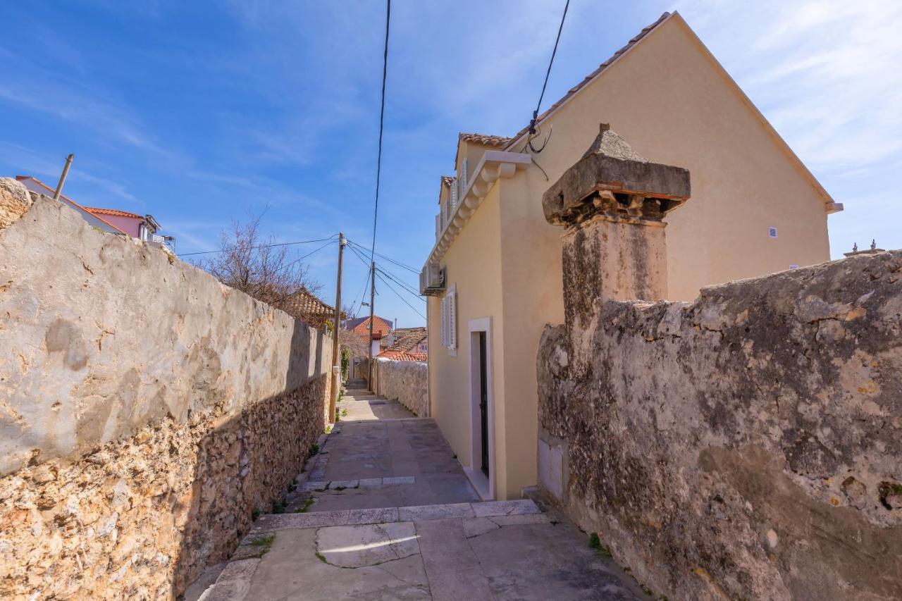 Stunning Holiday House In The Old Town By Irundo Ντουμπρόβνικ Εξωτερικό φωτογραφία