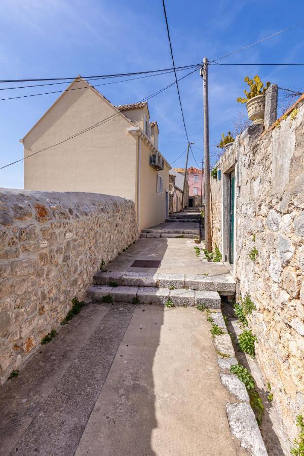 Stunning Holiday House In The Old Town By Irundo Ντουμπρόβνικ Εξωτερικό φωτογραφία